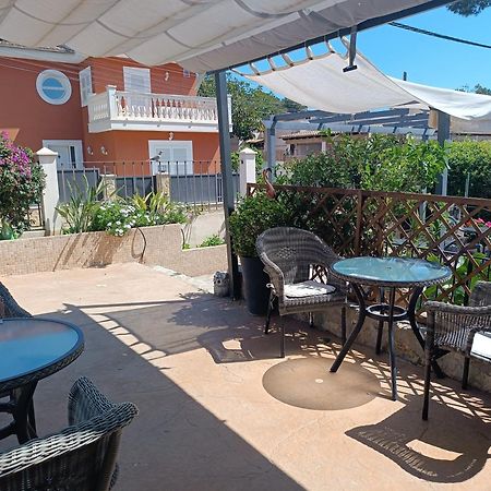 Hostal Belgica Palma Nova  Bagian luar foto