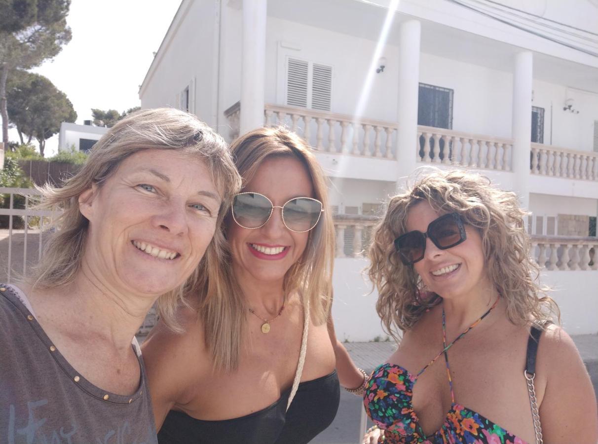 Hostal Belgica Palma Nova  Bagian luar foto