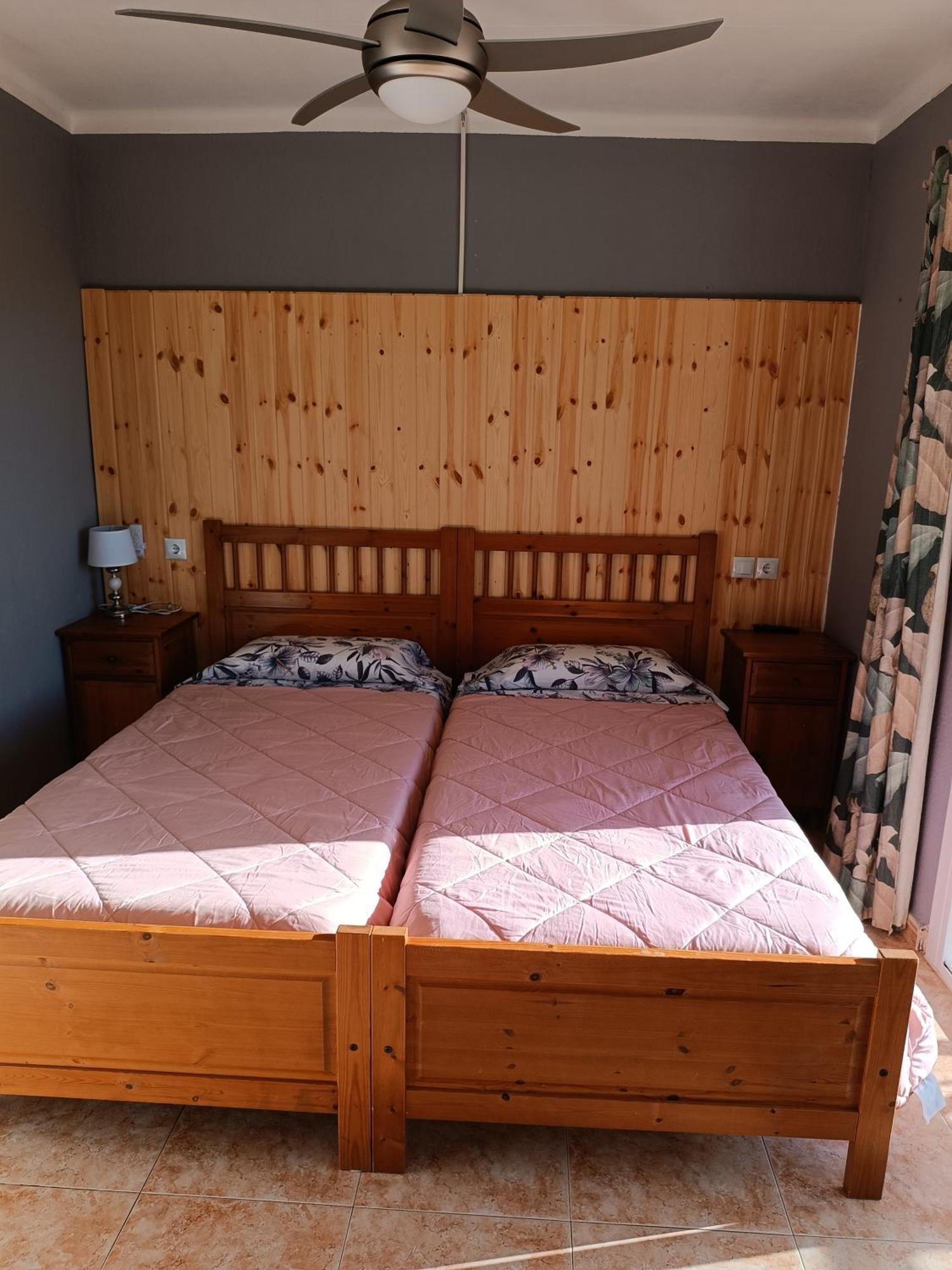 Hostal Belgica Palma Nova  Bagian luar foto