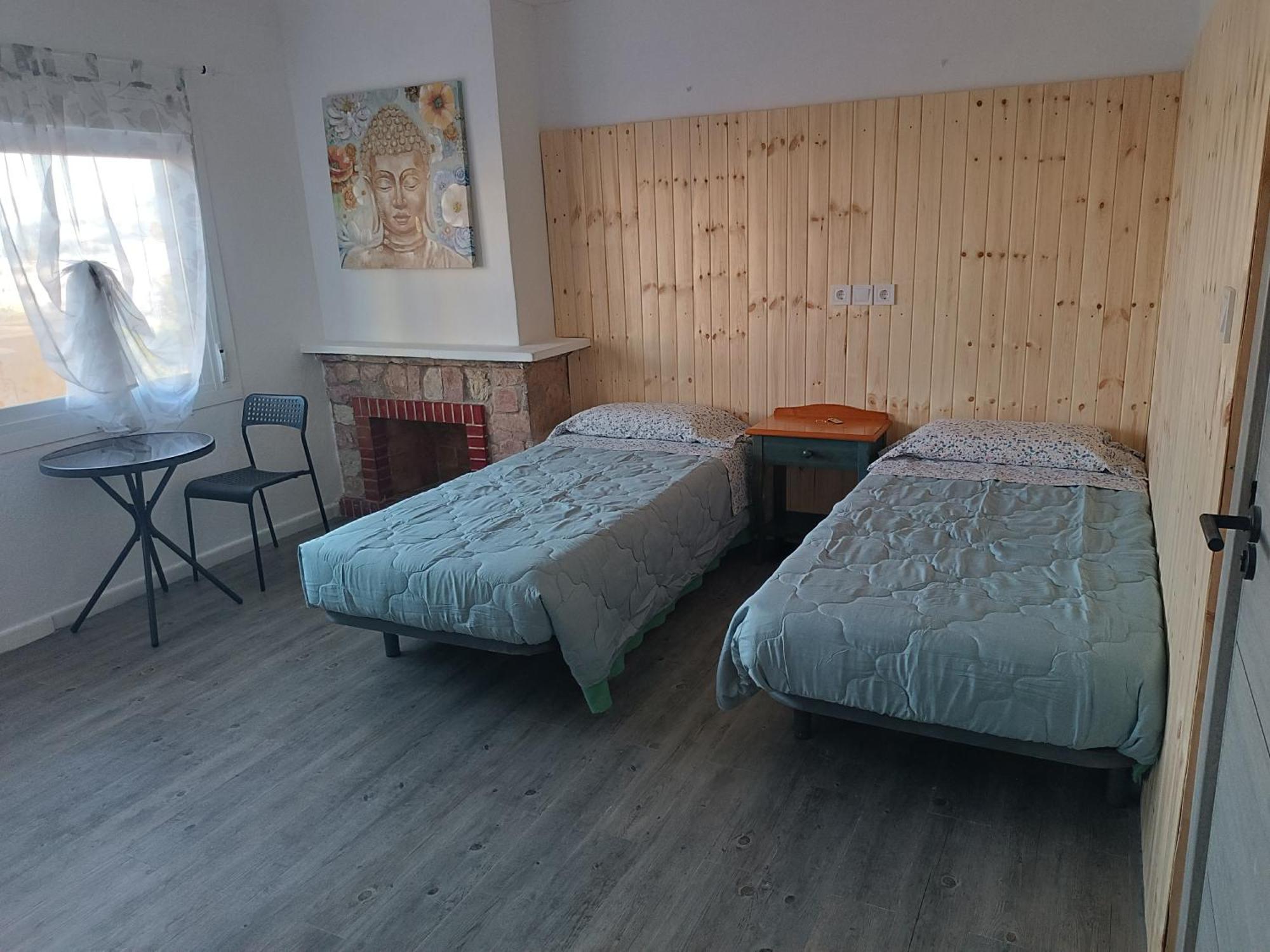 Hostal Belgica Palma Nova  Bagian luar foto