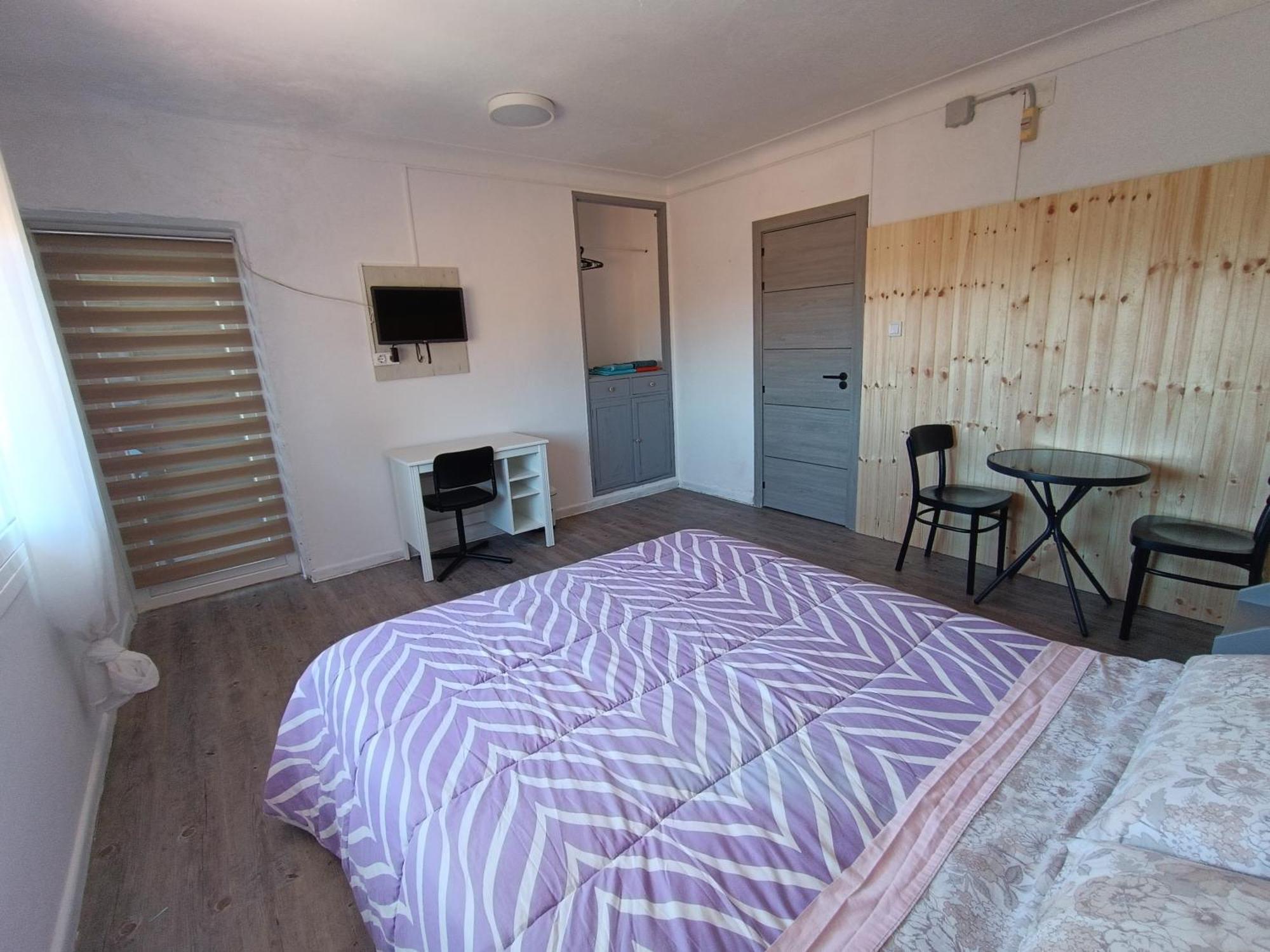 Hostal Belgica Palma Nova  Ruang foto