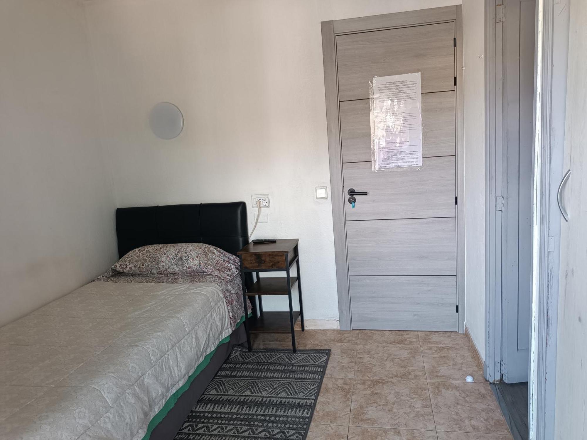 Hostal Belgica Palma Nova  Ruang foto